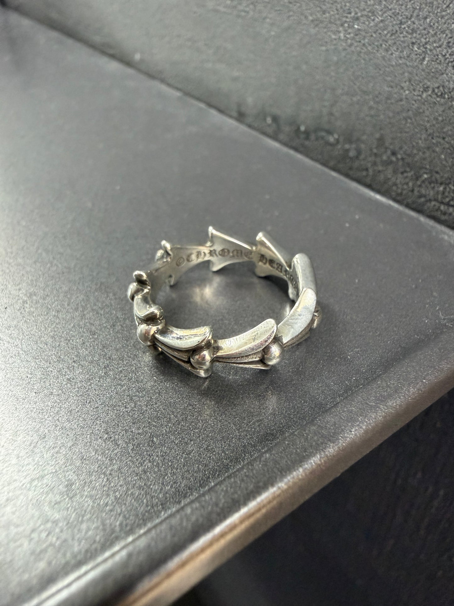 Chrome Hearts Fishbone Cross Tail Ring