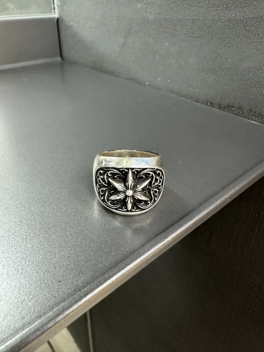 Chrome Hearts Classic Oval Star Ring