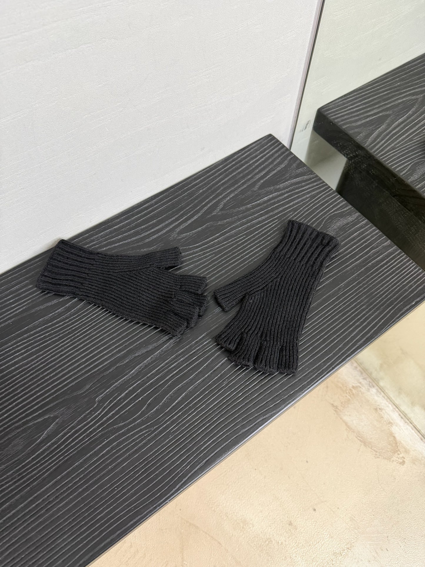 Chrome Hearts Cashmere Leather Cross Patch Fingerless Gloves