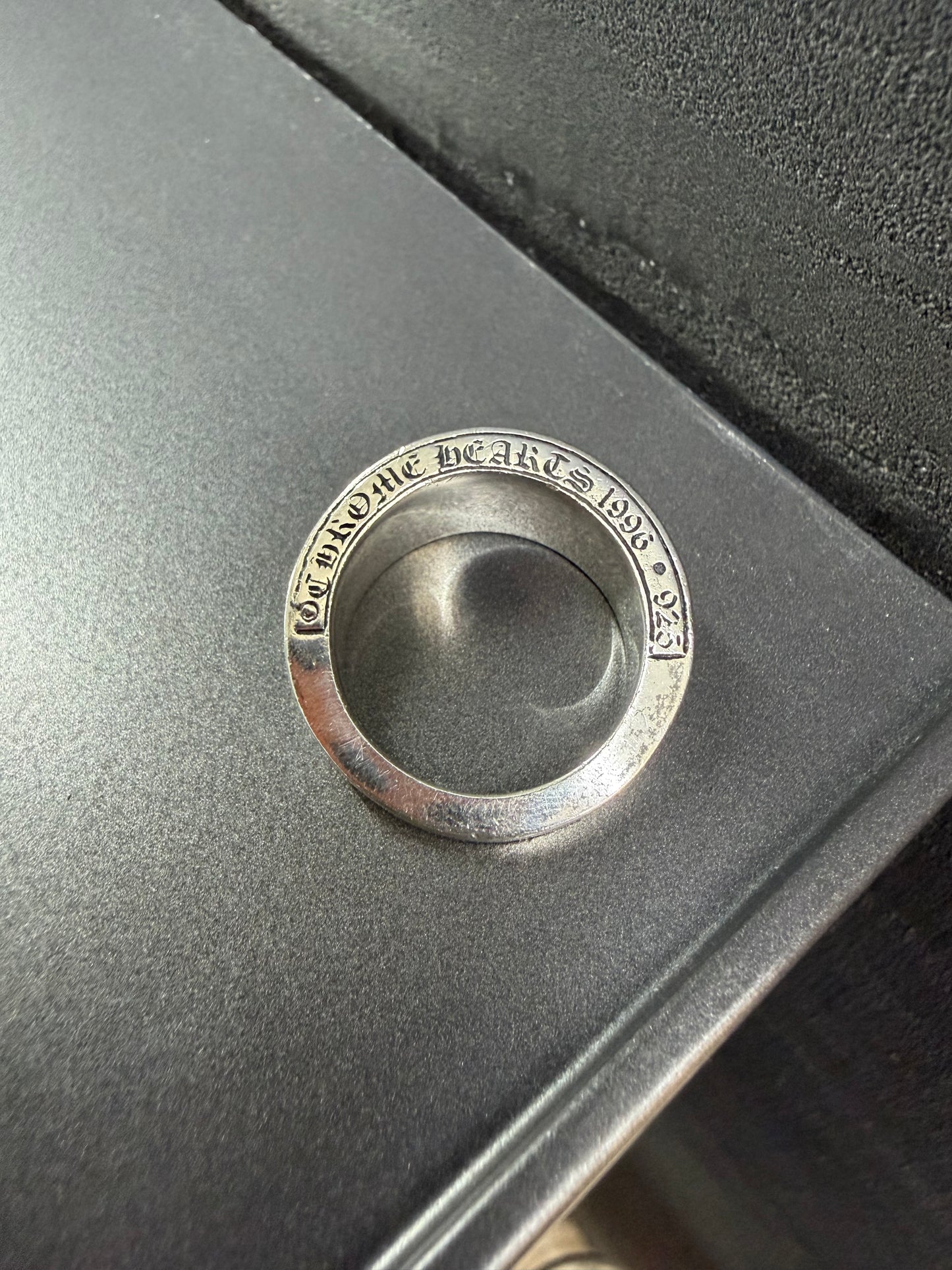 Chrome Hearts Cross V Band Ring