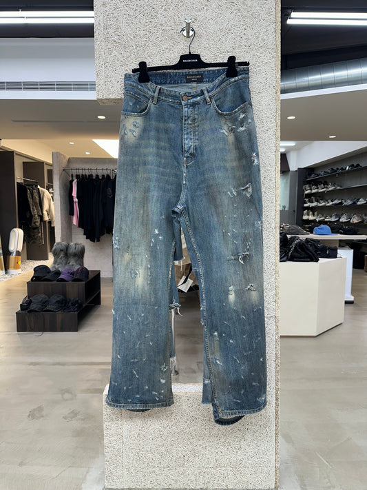 Balenciaga Super Destroyed Jeans Vic Runway Limited