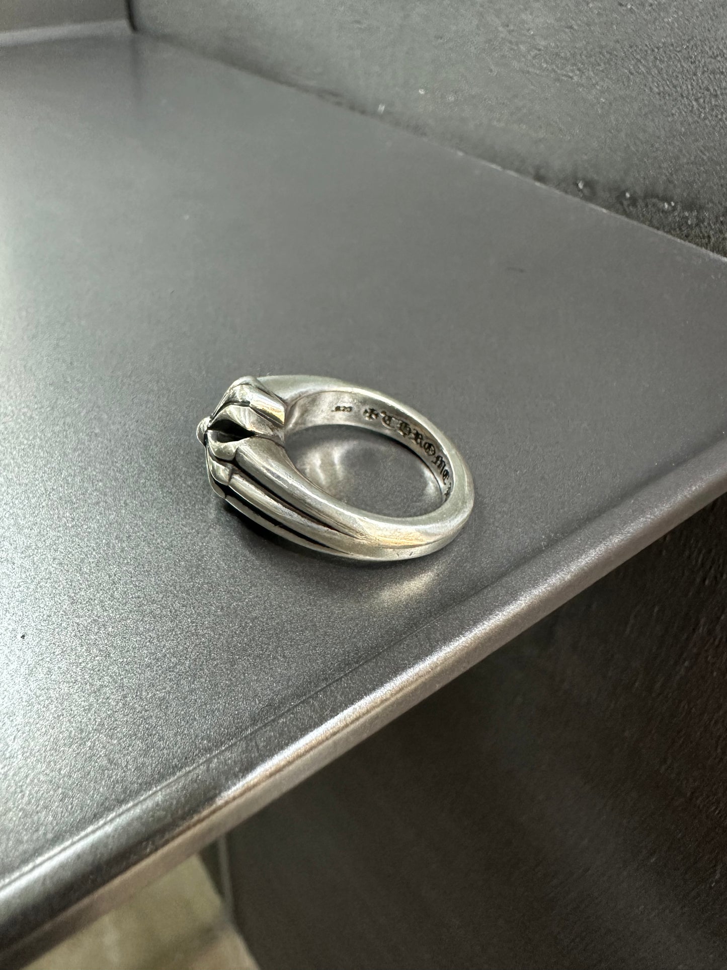 Chrome Hearts Cut Out Maltese Plus Ring