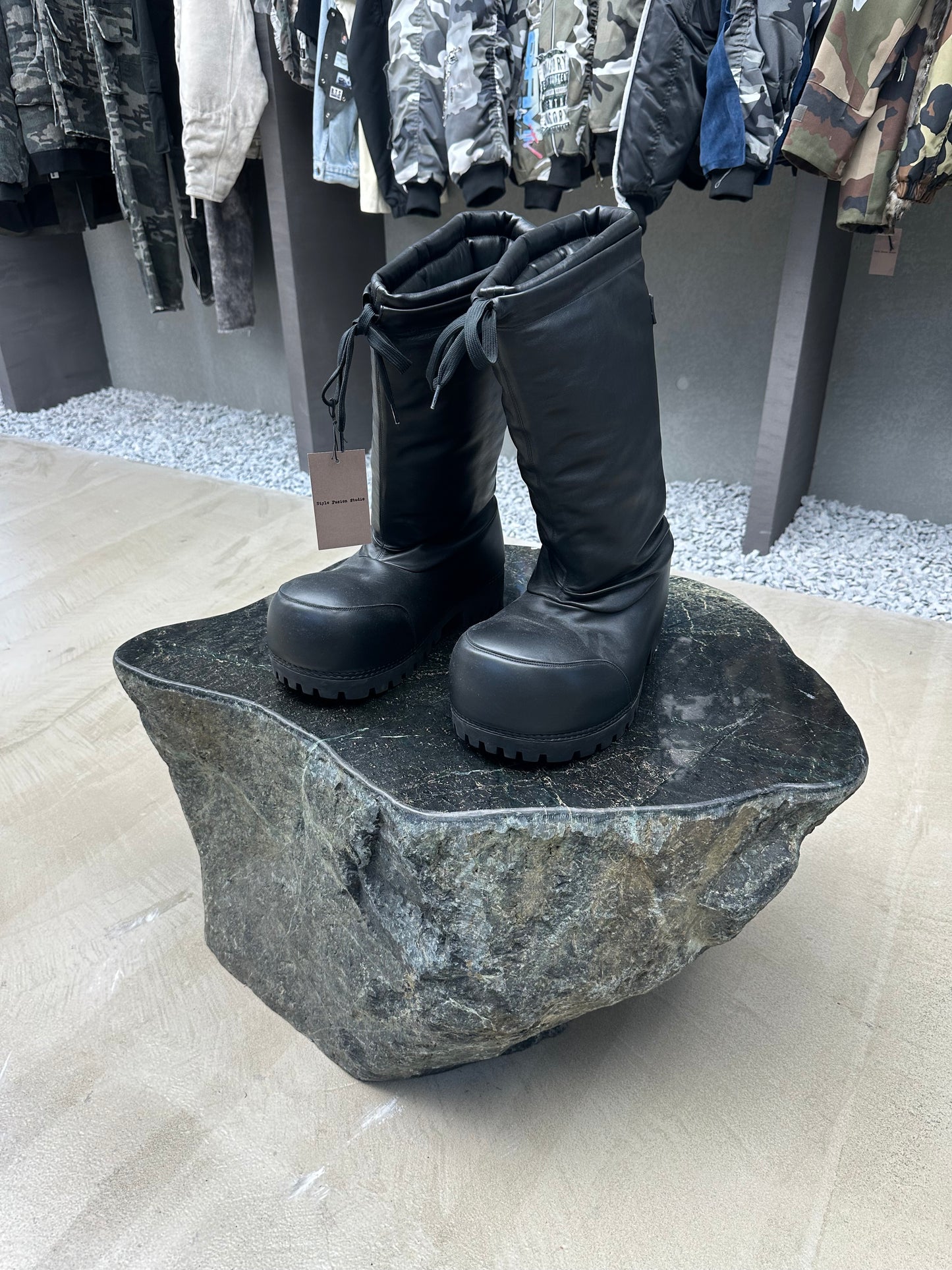 Balenciaga Alaska leather boots high