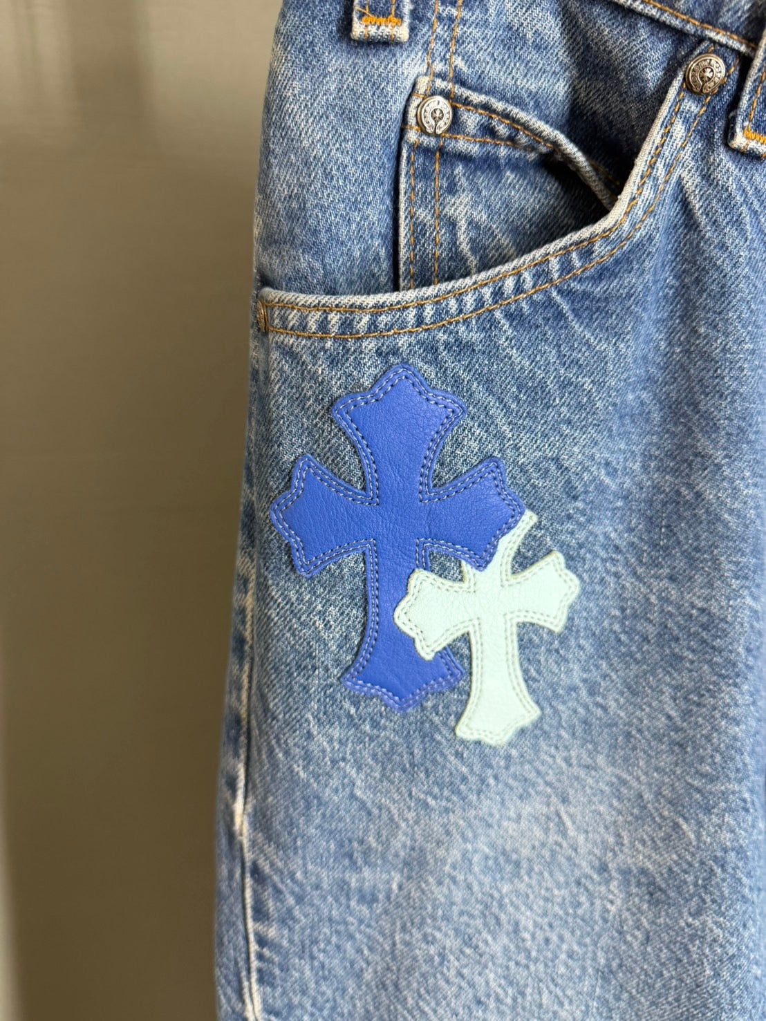 Chrome Hearts Miami Exclusive Cross Patch 517 Jeans
