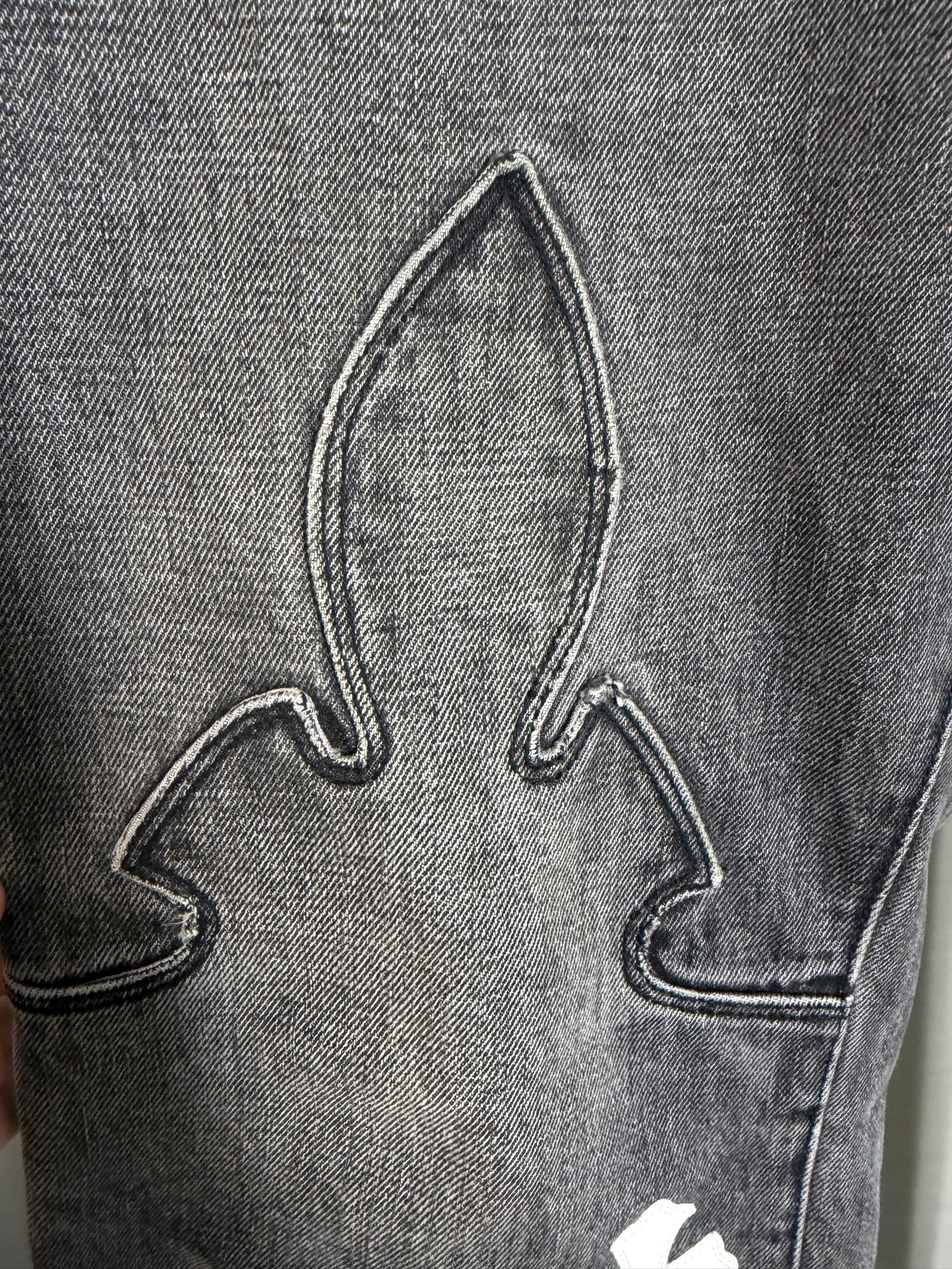 Chrome Hearts Fleur Knee Cross Patch Jeans
