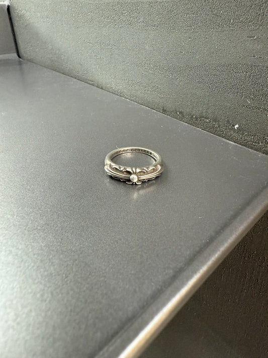 Chrome Hearts baby classic floral cross ring