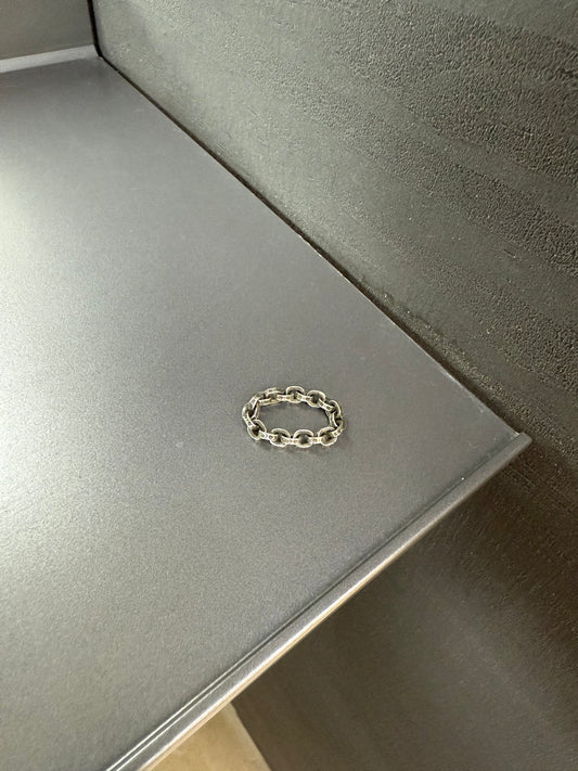 Chrome Hearts paper chain ring