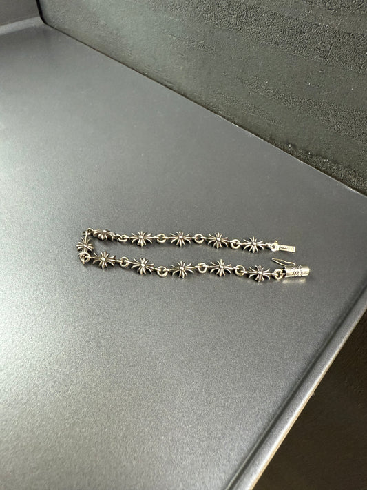 Chrome Hearts Tiny E CH plus bracelet